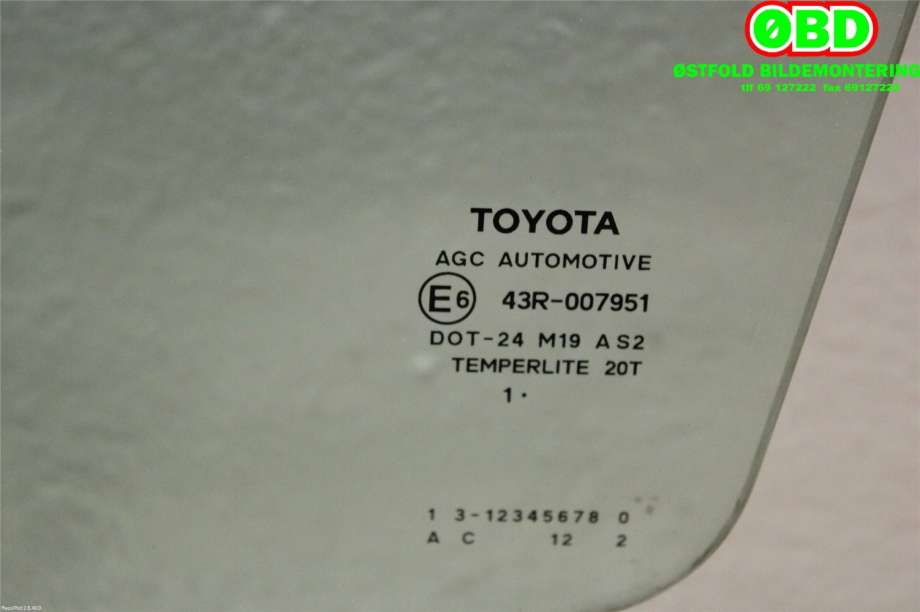 Siderute venstre foran til Toyota Auris 2010-2012 (Type I, Fase 2)  (TOYOTA|6810202230|)