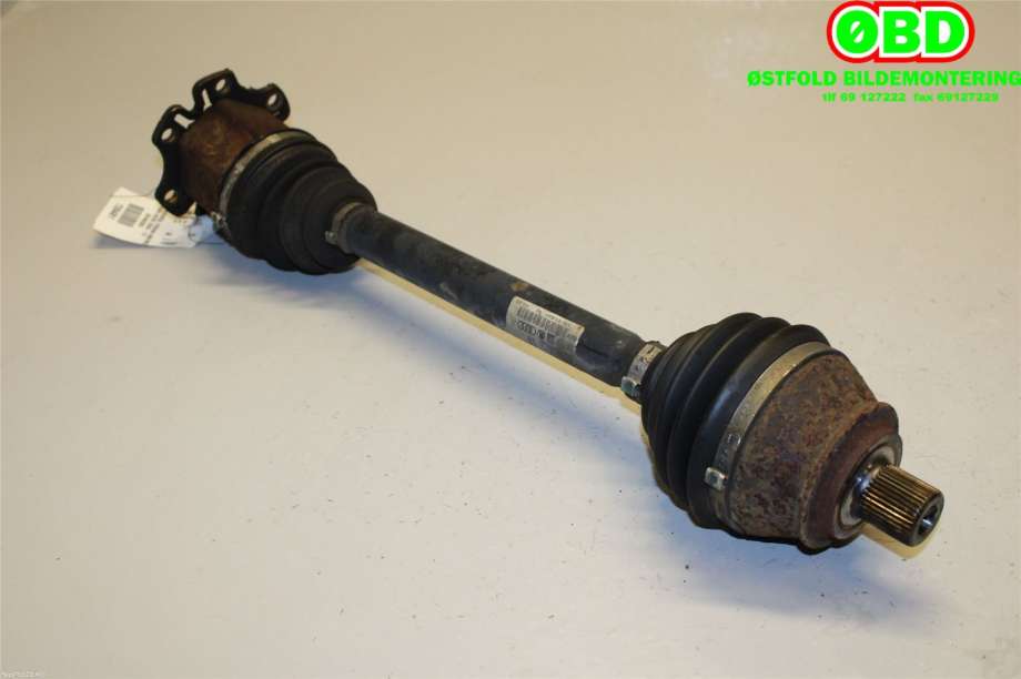 Drivaksel høyre foran til Audi A6 2005-2008 (Type III, Fase 1) (C6) (C6) (AUDI|4F0 407 272 H|4F0 407 452 BX|4F0407272H)