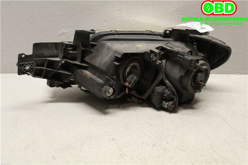 Frontlykt høyre halogen til Mitsubishi Outlander 2003-2006 (Type I) (MITSUBISHI|8301A170|)