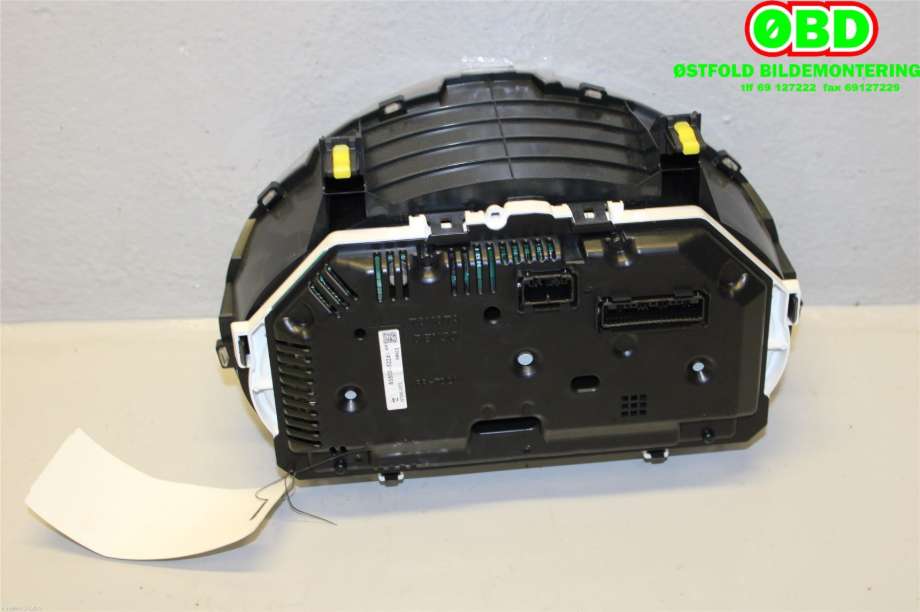 Instrumentpanel til Subaru Trezia 2011-2013  (SUBARU|8380052Z41|)
