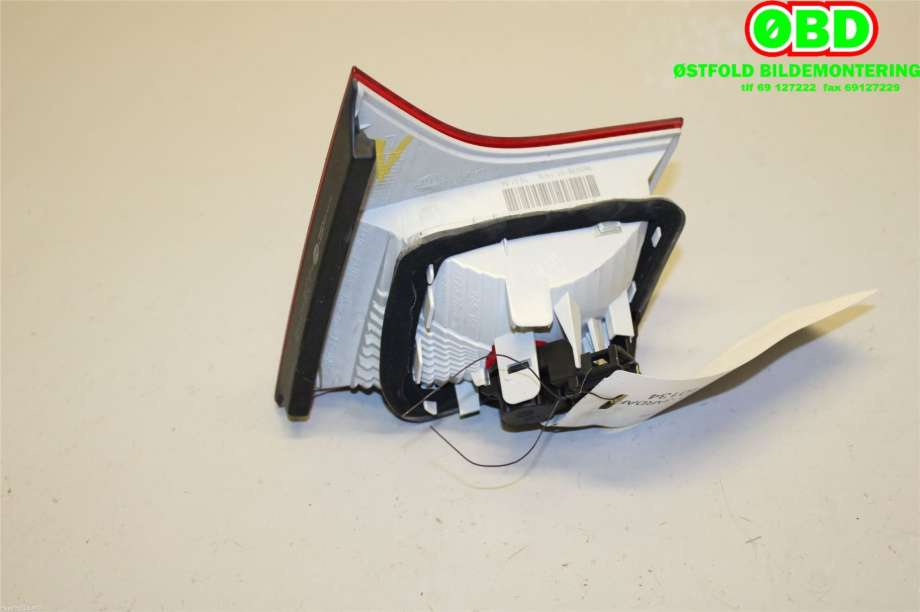 Baklykt venstre indre til Audi A4 2001-2004 (Type II) (B6) (B6) (AUDI|8E5 945 093 A|)