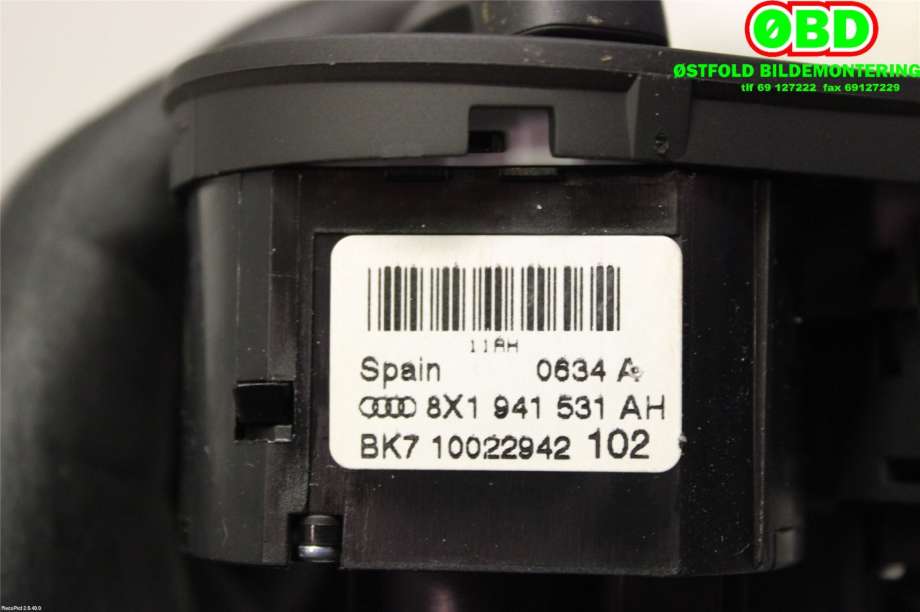 Bryter lys til Audi Q3 2011-2014 (Type I, Fase 1)  (AUDI|8X1941531AH|)
