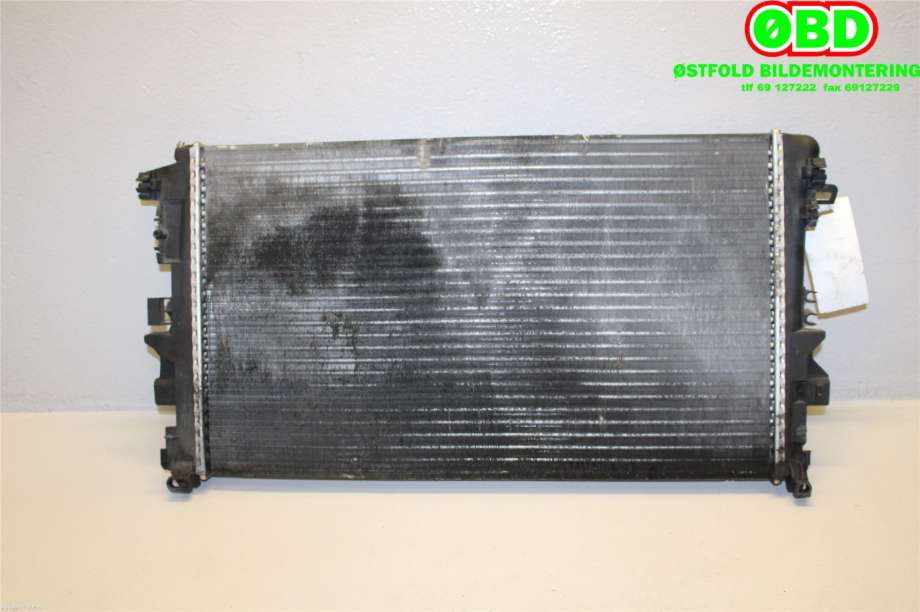 Radiator (manuell gir) til Mercedes Vito/Viano 2004-2010 (Fase 1) (W639) (W639) (MERCEDES|A 639 501 07 01|A 639 501 12 01|)