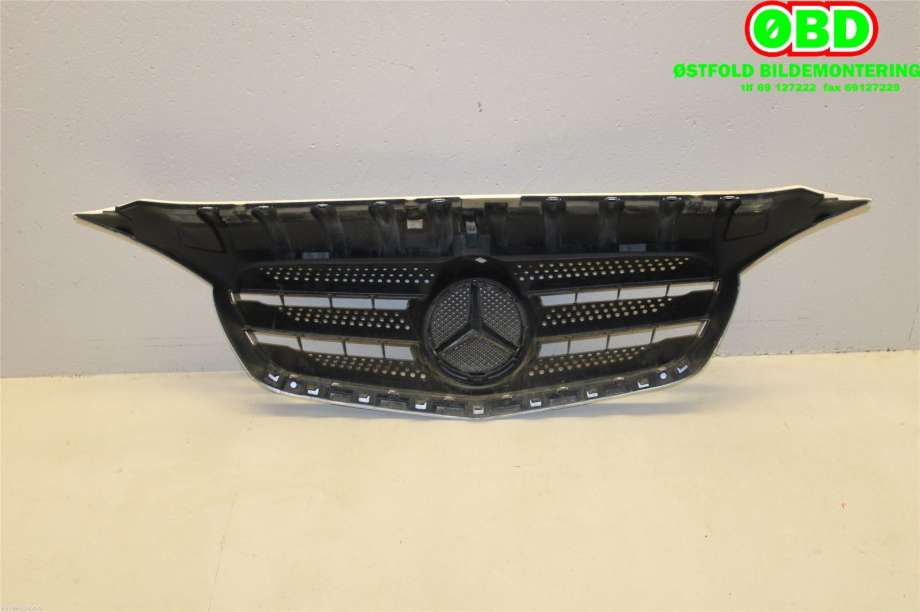 Grill til Mercedes Citan 2012-2021 (W415) (W415) (MERCEDES|A 415 888 00 23|)