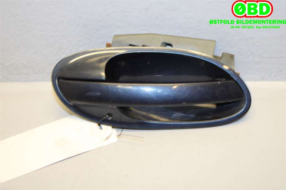 Dørhåndtak utv høyre foran til BMW 7-Serie 2000-2008 (E65/E66/E67/E88) (E65/E66/E67/E88) (BMW|51 21 7 191 574|51 21 7 191 892|)