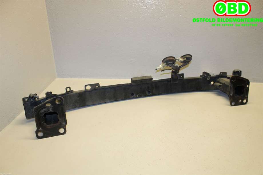 Støtfangerforsterkning foran til Renault Fluence Z.E 2011-2014  (RENAULT|752104023R|752100087R|)