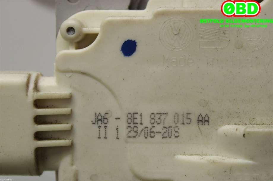 Låsekasse venstre foran til Audi A4 2004-2008 (Type III) (B7) (B7) (AUDI|8E1 837 015 AA||8E1837015AA)
