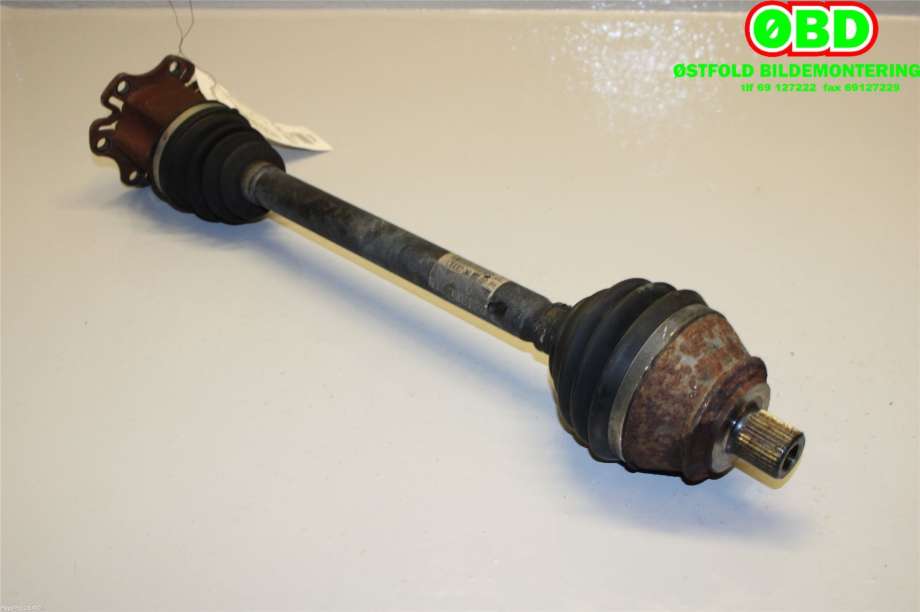 Drivaksel venstre foran til Audi A8 2003-2010 (Type II) (AUDI|4E0 407 271 P||4E0407271P)