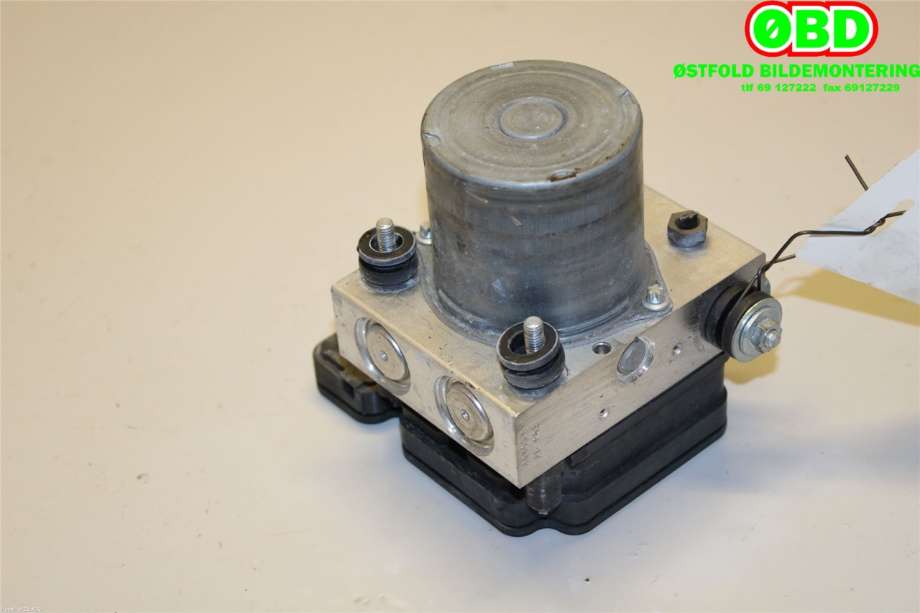 ABS sentral til Mercedes Vito 2014-->> (W447) (W447) (MERCEDES|A 447 900 39 02|A 447 900 63 16|4479003802)