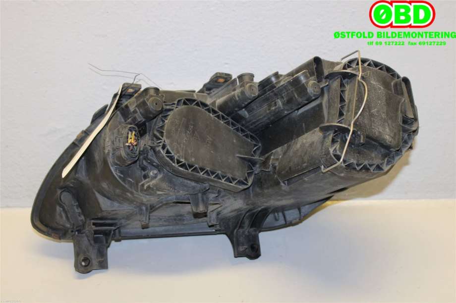 Frontlykt høyre halogen til VW Touran 2003-2006 (Type I, Fase 1)  (VOLKSWAGEN|1T0 941 006 R||1T0941006D)