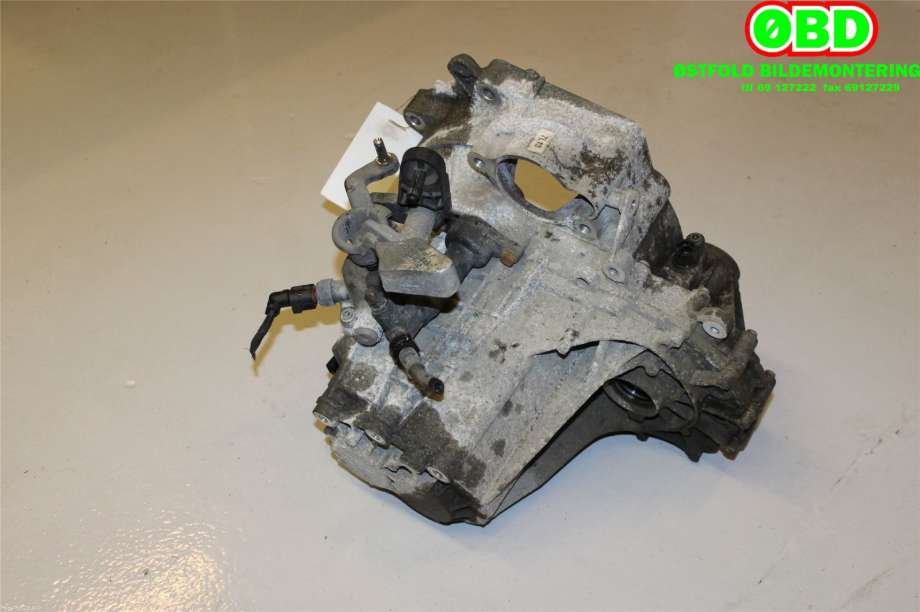 Girkasse manuell til VW E-Up 2013-2019  (VOLKSWAGEN|0CF 300 043 N|0CF 300 044 G|)