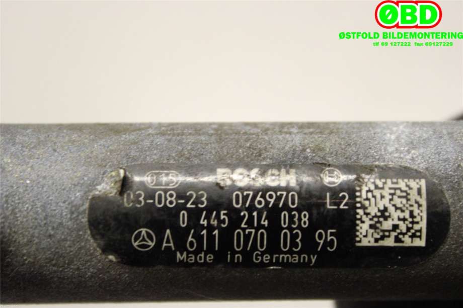 Dyseskinne (fuelrail) til Mercedes E-Klasse 2002-2006 (Fase 1) (W211) (W211) (MERCEDES|A 611 070 03 95|A 646 070 10 95|6110700395)