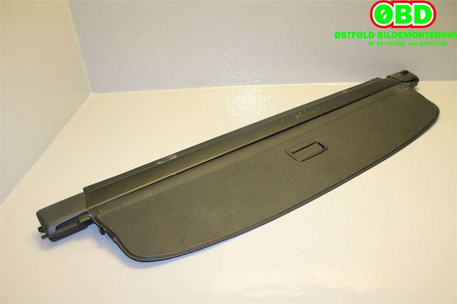 Bagasjerom rollon til VW Passat 2005-2010 (B6) (B6) (VOLKSWAGEN|3C9 867 871 J|)