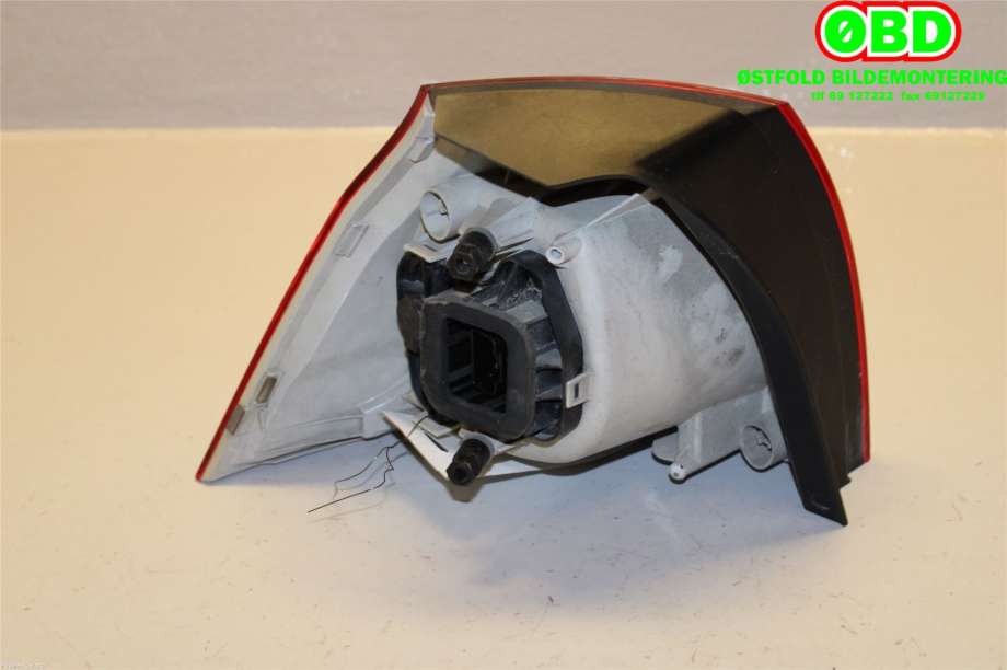 Baklykt høyre til VW Golf V, Combi 2003-2008 (VOLKSWAGEN|1K6 945 096 AA||1K6945096E)