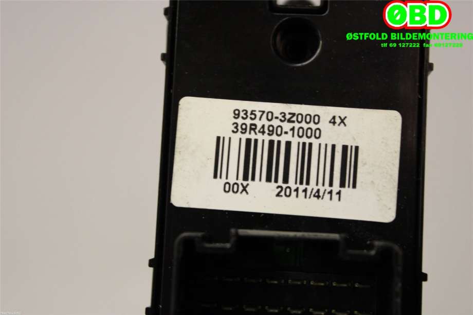 Bryter ruteheis til Hyundai i40 2012-2017  (HYUNDAI|935703Z0004X|)