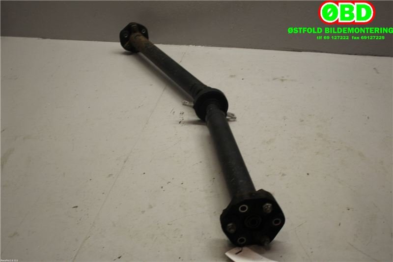 Mellomaksel til BMW 1-Serie 2004-2011 (E81/E82/E87/E88) (E81/E82/E87/E88) (BMW|26117526136|)