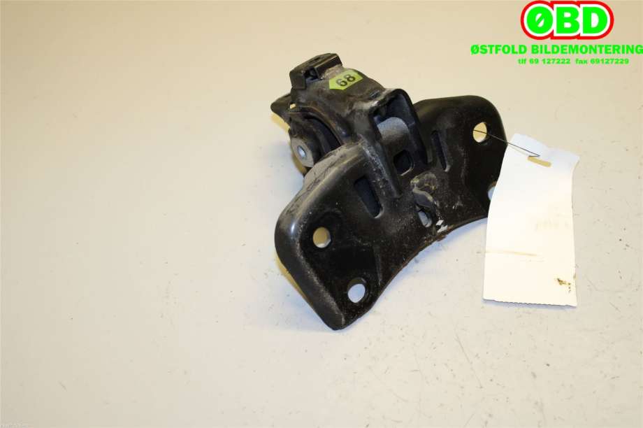 Motorfeste til Toyota Auris 2015-2019 (Type II, Fase 2)  (TOYOTA|123720T290|)