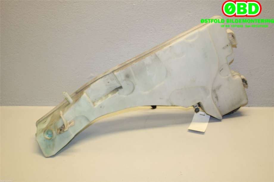 Spylertank til BMW X5 2007-2013 (E70) (E70) (BMW|61677161477|)