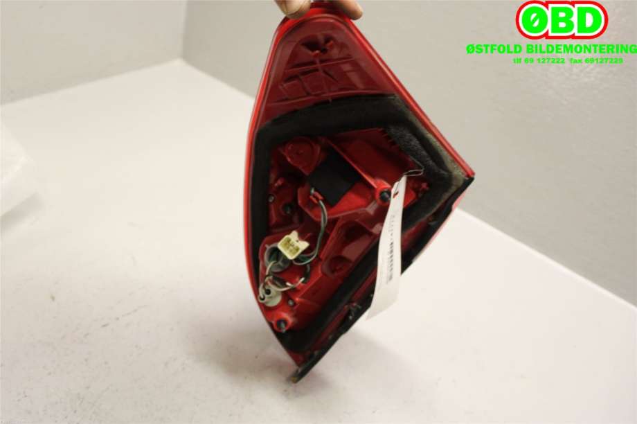 Baklykt høyre til Toyota RAV4 2006-2009 (Type III, Fase 1)  (8155142150|)