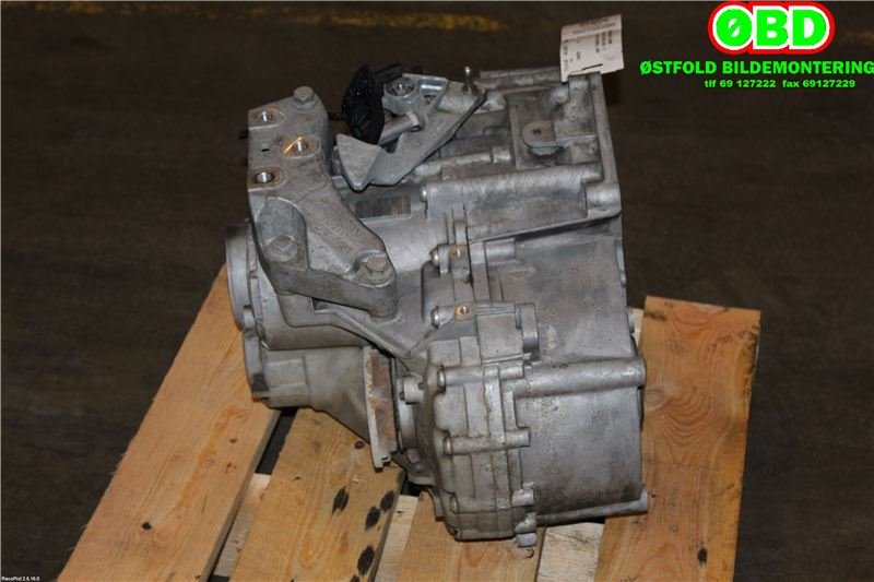 Girkasse manuell 6-trinn til Škoda Octavia 2005-2008 (Type II, Fase 1)  (SKODA|02Q 300 011 CA|KNQ|)