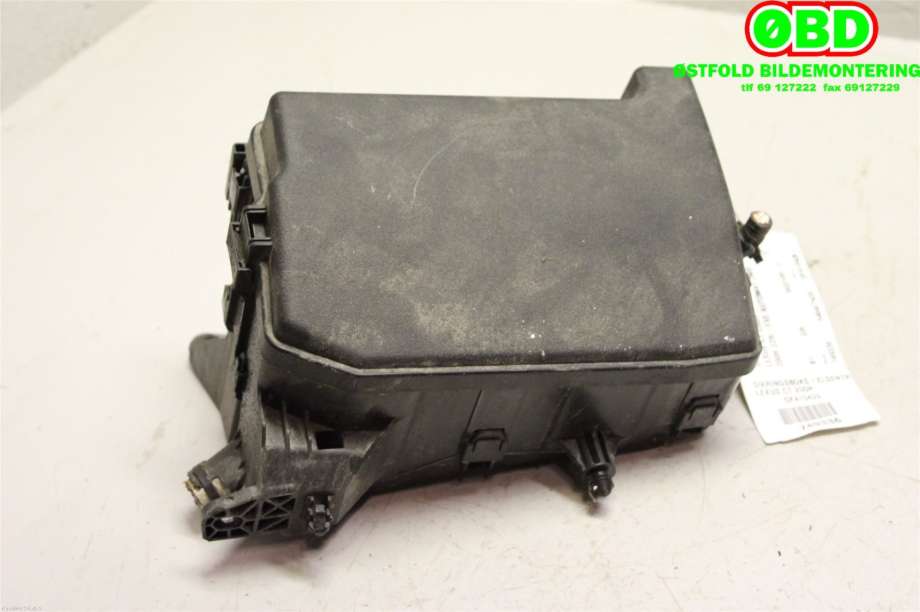 Sikringsboks til Lexus CT 2010-2020 (LEXUS||8264175080)