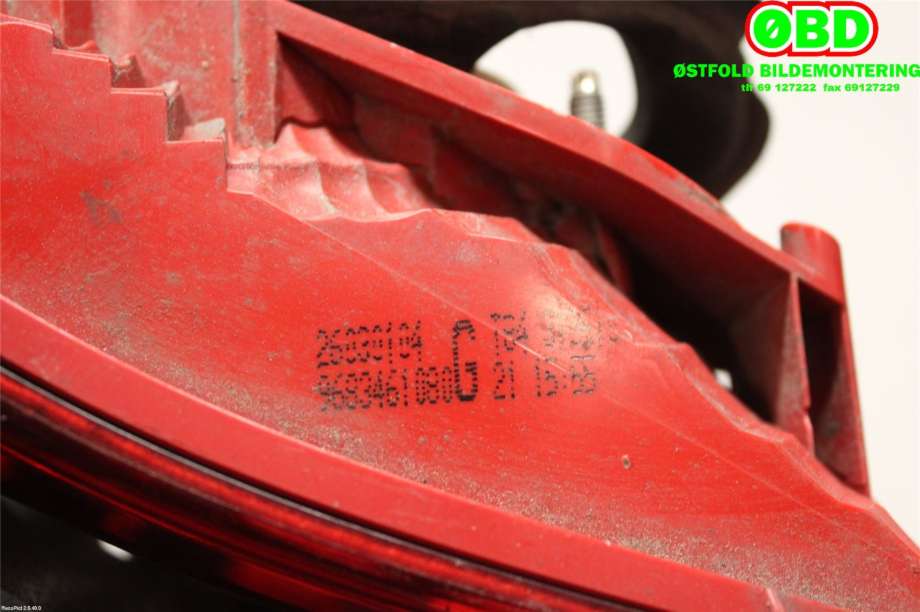 Baklykt venstre indre til Peugeot 3008 2009-2016 (Type I)  (PEUGEOT|6350 HE||9683461080)