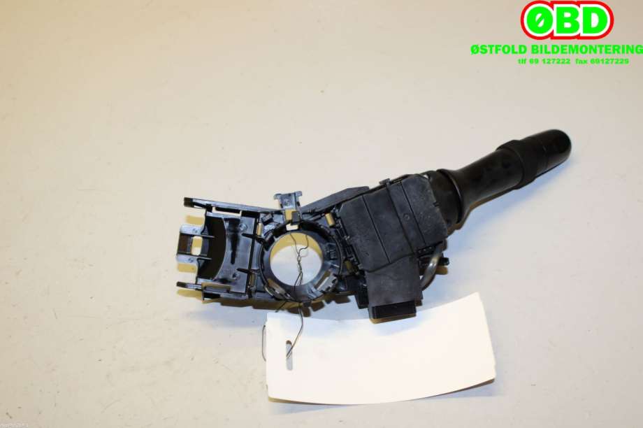 Bryter blink til Toyota Avensis 2009-2015 (Type III, Fase 1)  (TOYOTA|8414005200|)