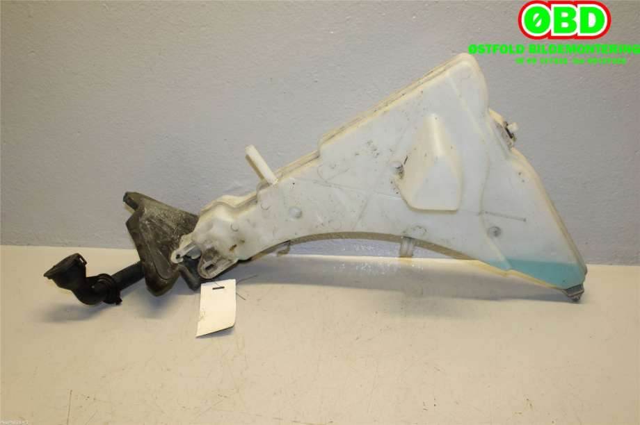 Spylertank til BMW X5 2013-2018 (F15) (F15) (BMW|61 66 7 304 068|)
