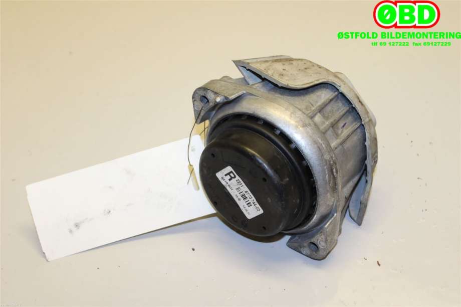 Motorfeste til BMW 3-Serie 2005-2011 (E90/E91/E92/E93) (E90/E91/E92/E93) (BMW|22 11 6 773 744|)