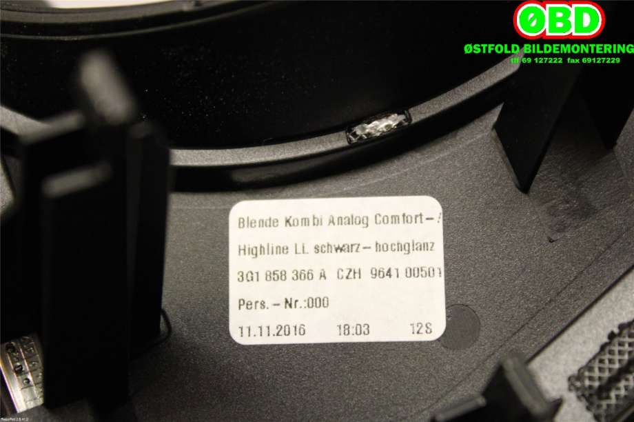 Dashbord diverse til VW Passat 2015-2019 (Fase 1) (B8) (B8) (VOLKSWAGEN|3G1 858 366 A||3G1858366A)
