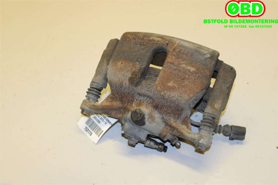 Bremsecaliper høyre foran til VW Passat 2015-2019 (Fase 1) (B8) (B8) (VOLKSWAGEN|8V0 615 124 D|)