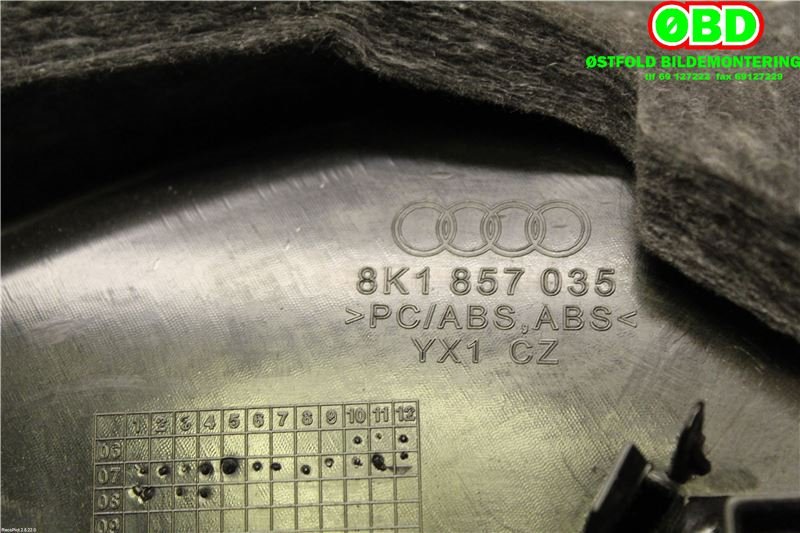 Hanskerom til Audi A4 2007-2014 (Type IV) (B8) (B8) (AUDI|8K1857104B|)