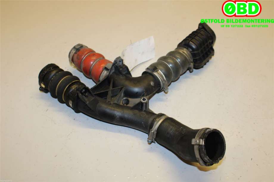 Turbo rør til Peugeot 2008 2013-2019 (Type I) (PEUGEOT|9678406580|)