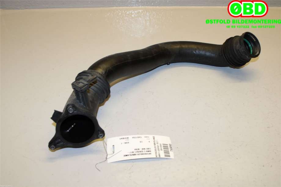 Turbo rør til BMW 5-Serie 2017-->> (G30/G31) (G30/G31) (BMW|13 71 8 601 683|)