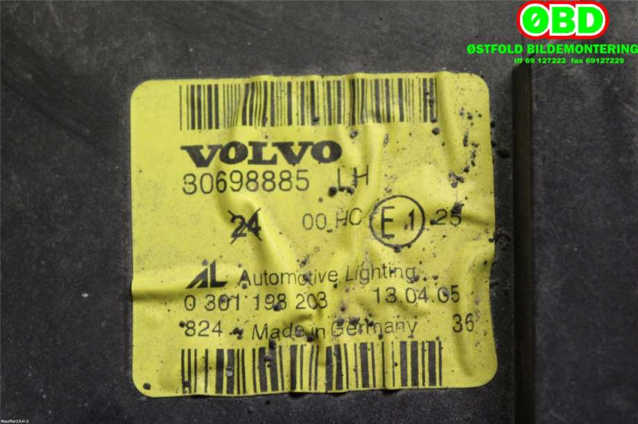Frontlykt venstre halogen til Volvo V50 2004-2007 (Fase 1)  (VOLVO||30698885)