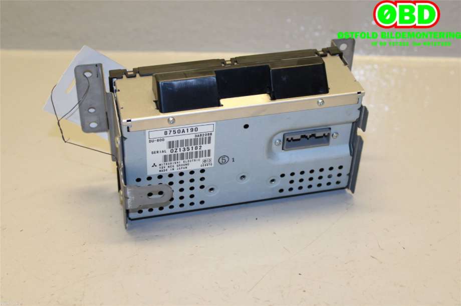 Multimedia display (MCU - Media Controller Unit) til Mitsubishi L200 2006-2015 (Type IV) (MITSUBISHI|8750A190|)