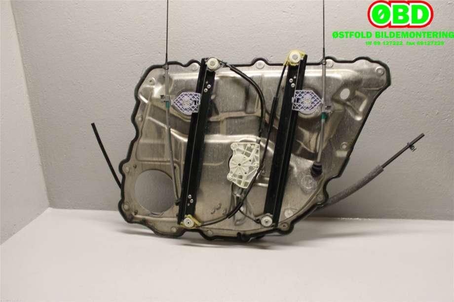 Ruteheis venstre bak til Audi A8 2003-2010 (Type II)  (AUDI|4E0 839 461 C|)