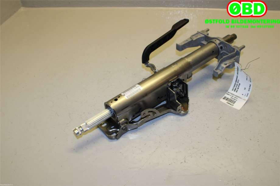 Rattaksel til BMW i3 2013-2022  (BMW|32306865576|)