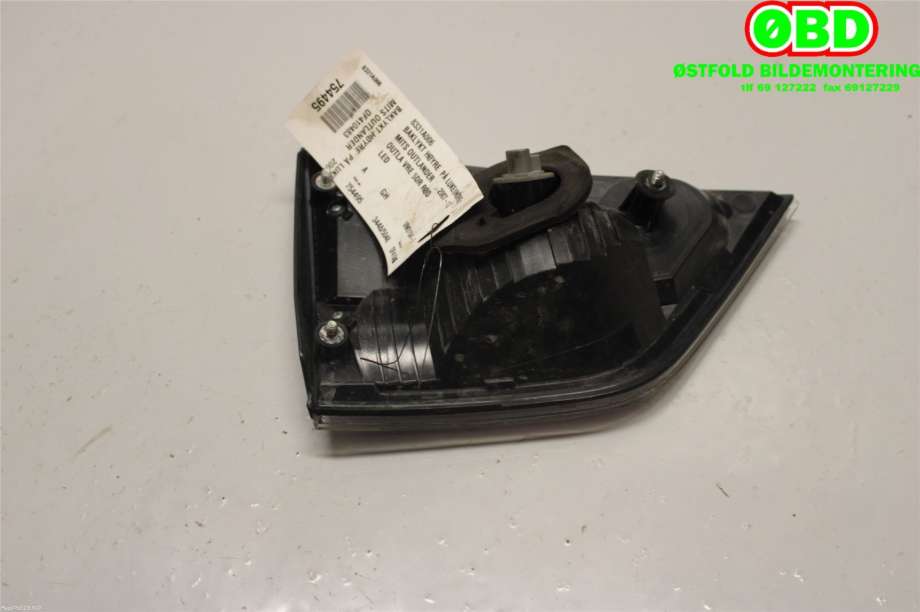 Baklykt høyre indre til Mitsubishi Outlander 2007-2010 (Type II, Fase 1)  (MITSUBISHI|8331A006|)