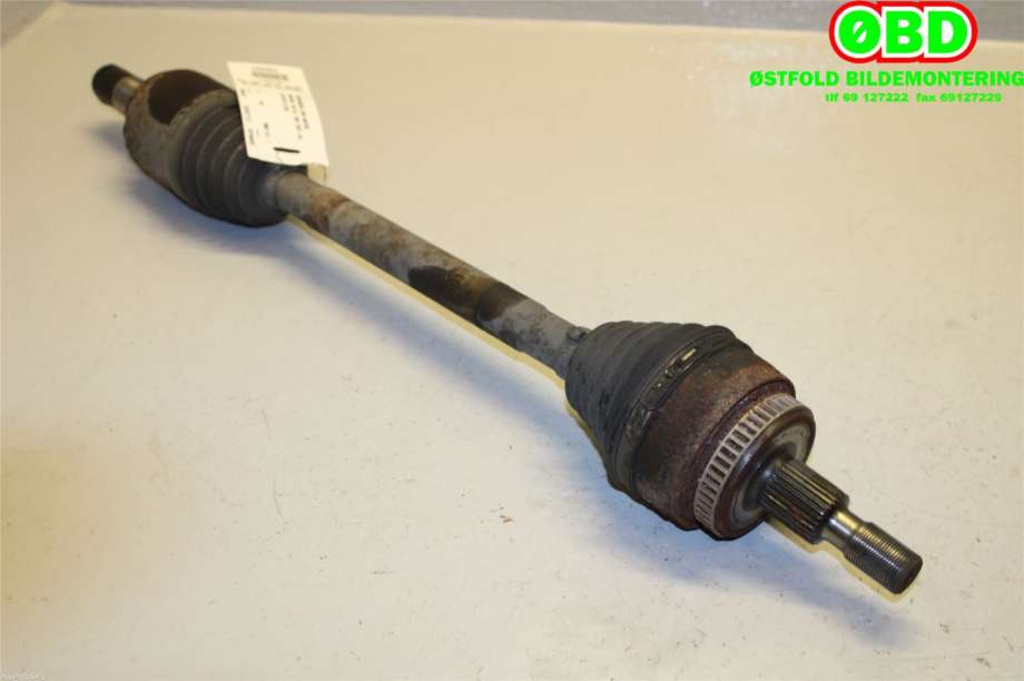 Drivaksel høyre bak til Mercedes ML 1997-2005 (W163) (W163) (MERCEDES|A 163 350 02 10|)