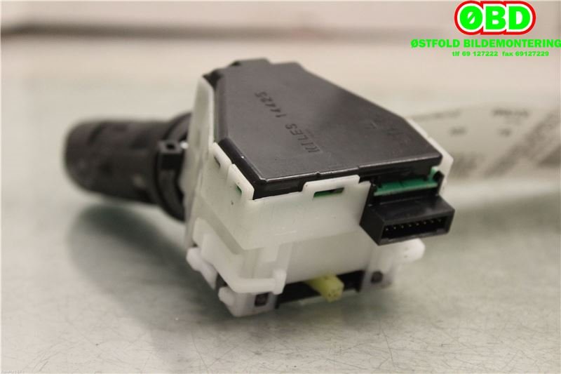 Bryter blink til Nissan Qashqai 2010-2014 (Type I, Fase 2)  (NISSAN|25540JD00A|)