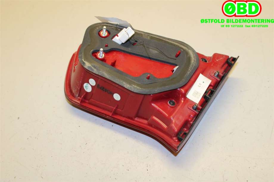 Baklykt venstre indre til Kia Sportage 2010-2016 (Type III) (KIA|924053W610|)