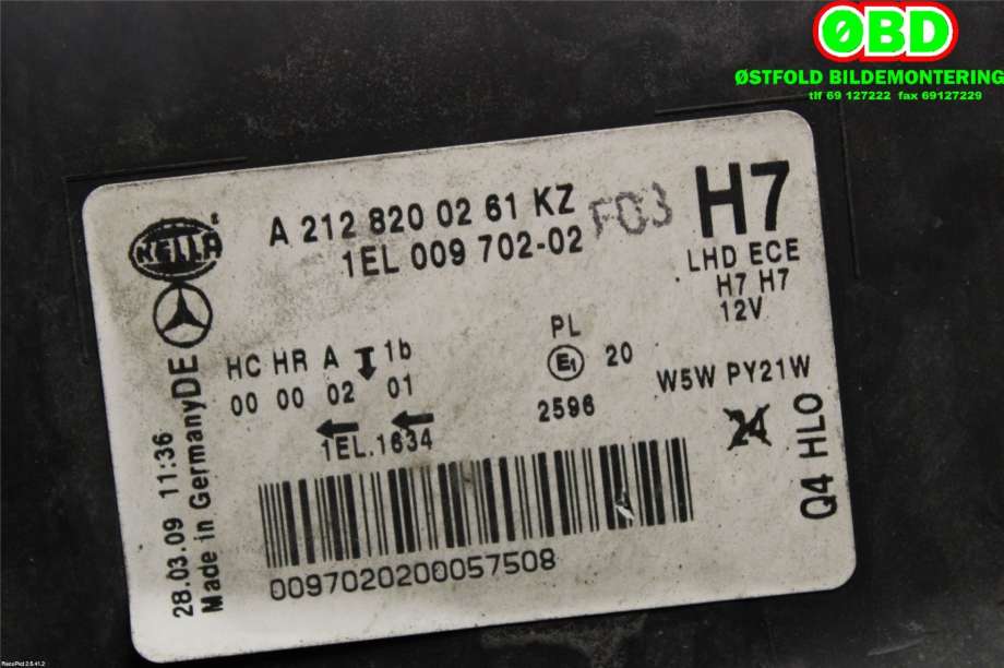 Frontlykt høyre halogen til Mercedes E-Klasse 2009-2013 (Fase 1) (W212) (W212) (MERCEDES|A 212 820 82 61|A 212 820 02 61|2128200261)