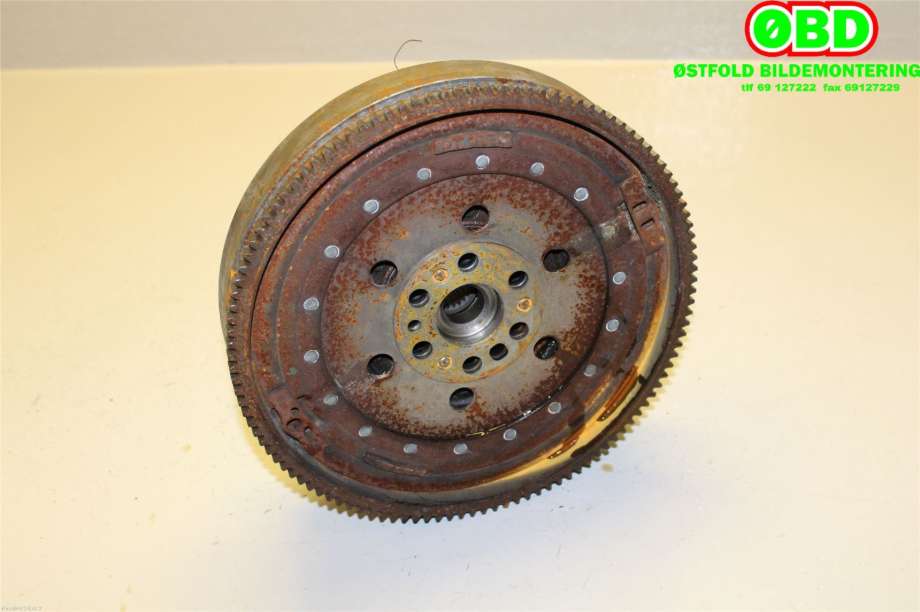 Svinghjul manuell til BMW 1-Serie 2004-2011 (E81/E82/E87/E88) (E81/E82/E87/E88) (BMW|21 20 7 560 876|)