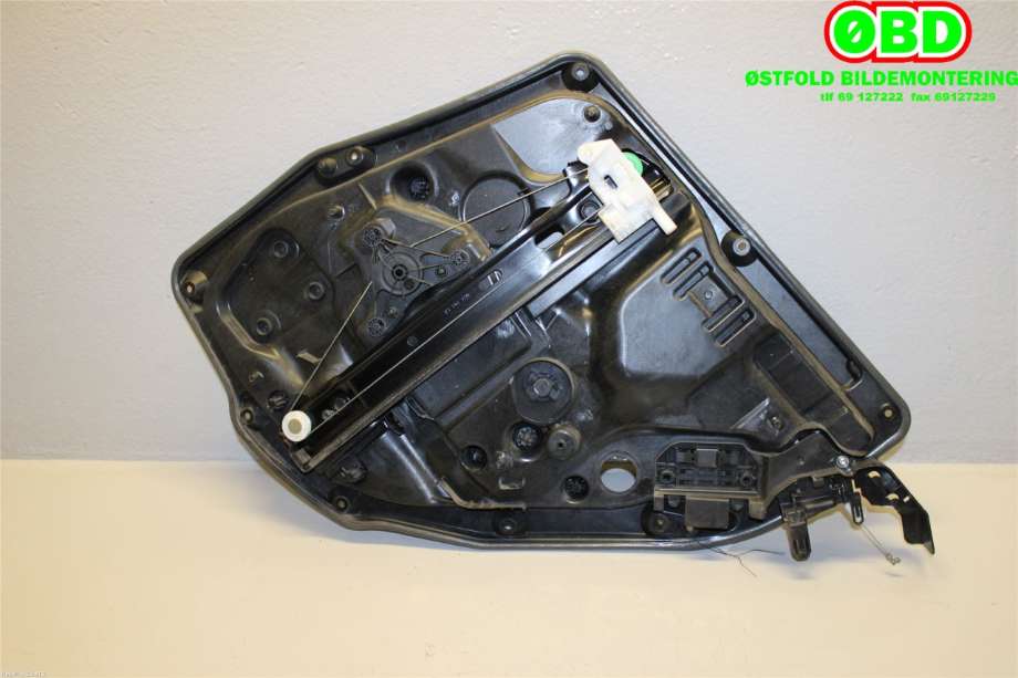 Ruteheis til Mercedes S-Klasse 2013-2020 (W222) (W222) (MERCEDES|A 222 730 01 79|A 222 730 65 05|)