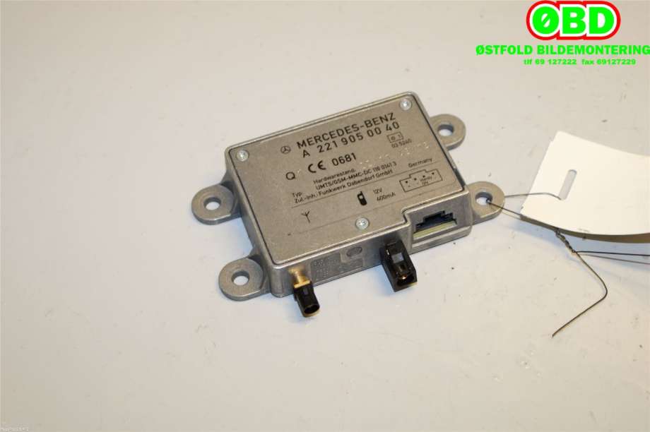 Antenne forsterker til Mercedes S-Klasse 2013-2020 (W222) (W222) (MERCEDES||2219050040)