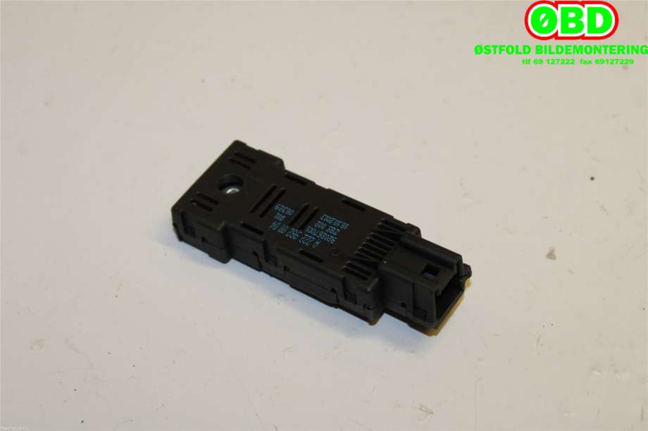 Antenne forsterker til Mercedes S-Klasse, 2013-2020 (W222) (W222) (MERCEDES|A 222 982 00 04)