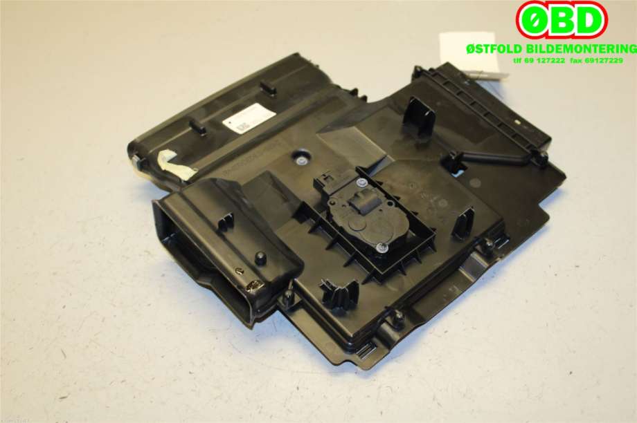 Diverse deler til Mercedes S-Klasse 2013-2020 (W222) (W222) (MERCEDES|A 222 830 33 00||2228303300)