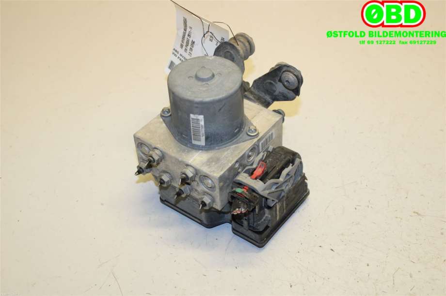 ABS sentral til VW Passat 2011-2015 (B7) (B7) (VOLKSWAGEN|3AA 614 109 AL||3AA614109AL)