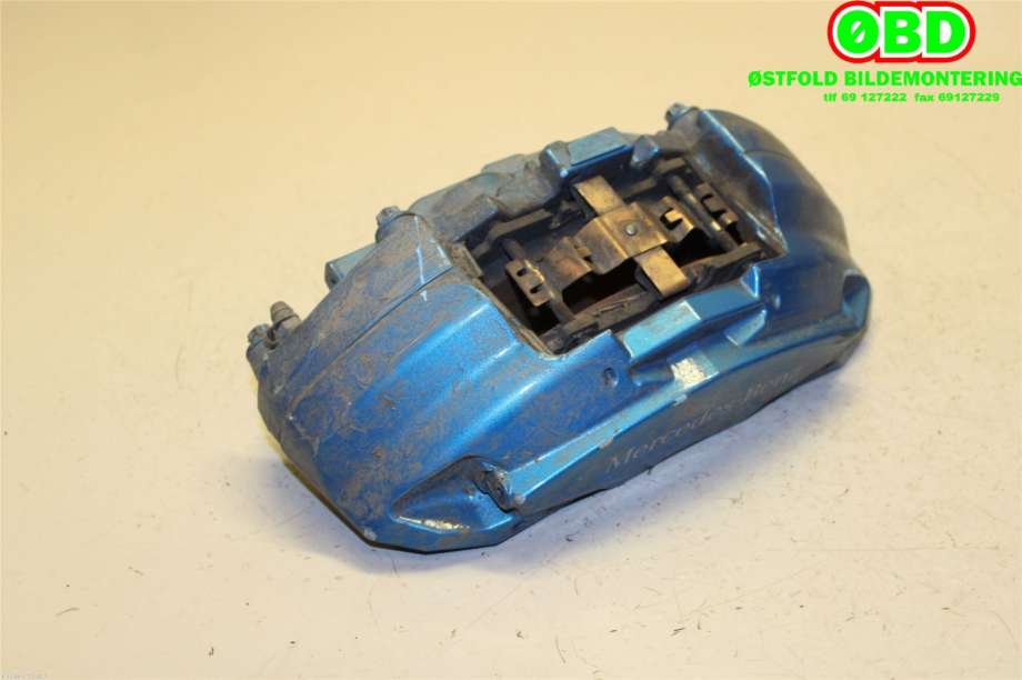 Bremsecaliper venstre foran til Mercedes E-Klasse 2016-2023 (W213) (W213) (MERCEDES|A 205 421 43 00|)